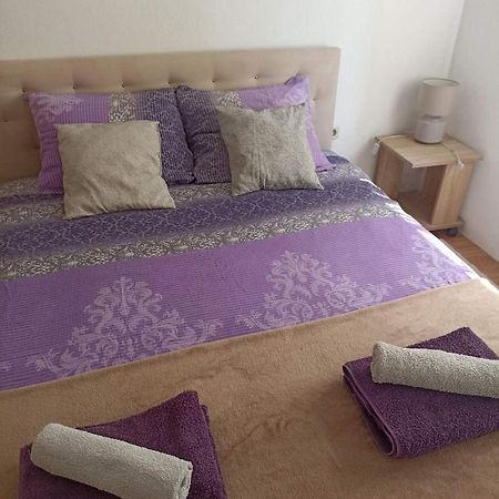 Sleep & Fly - Sarajevo Airport Apartment Exterior photo